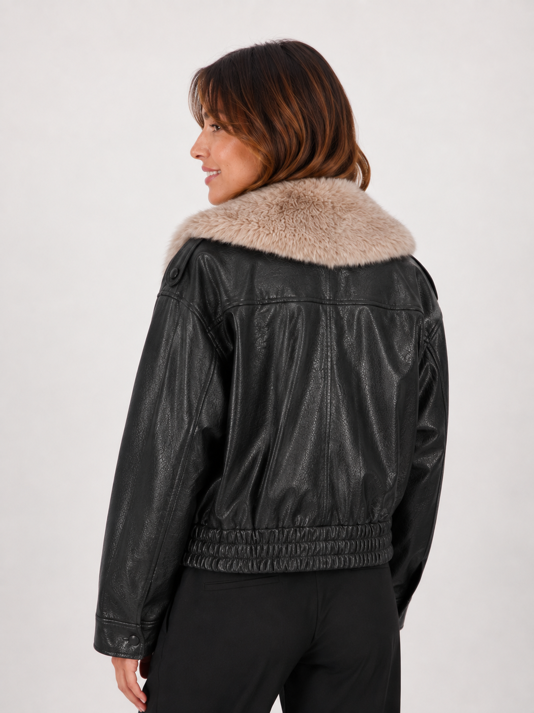 Veste Noir Cuir Fourrure Femme